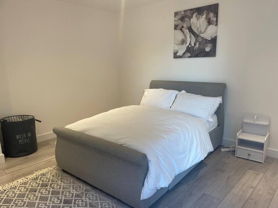 Stylish And Cosy 2 Bedroom Flat In Croydon Extérieur photo